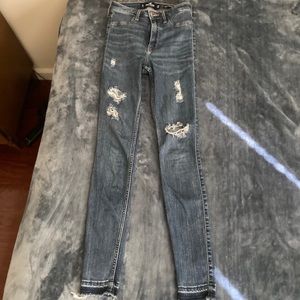 Hollister skinny jeans